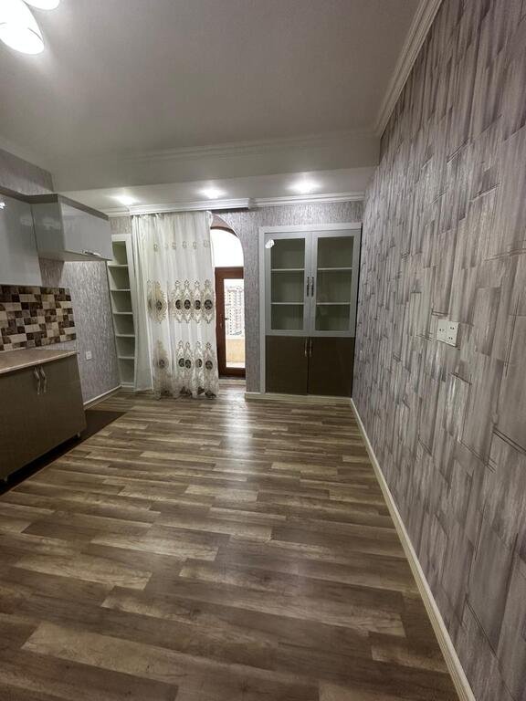 Satılır 3 otaqlı yeni tikili, 130 m², 20 Yanvar m.-9