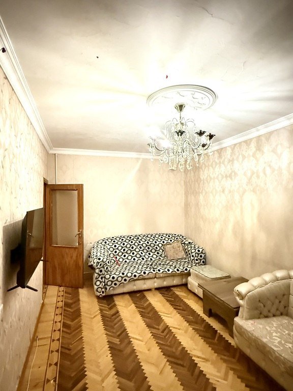 Kirayə verilir 3 otaqlı köhnə tikili, 80 m², Gənclik m.-2