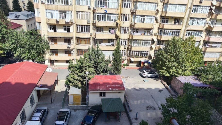 Satılır 3 otaqlı köhnə tikili, 90 m², Nəriman Nərimanov m.-6