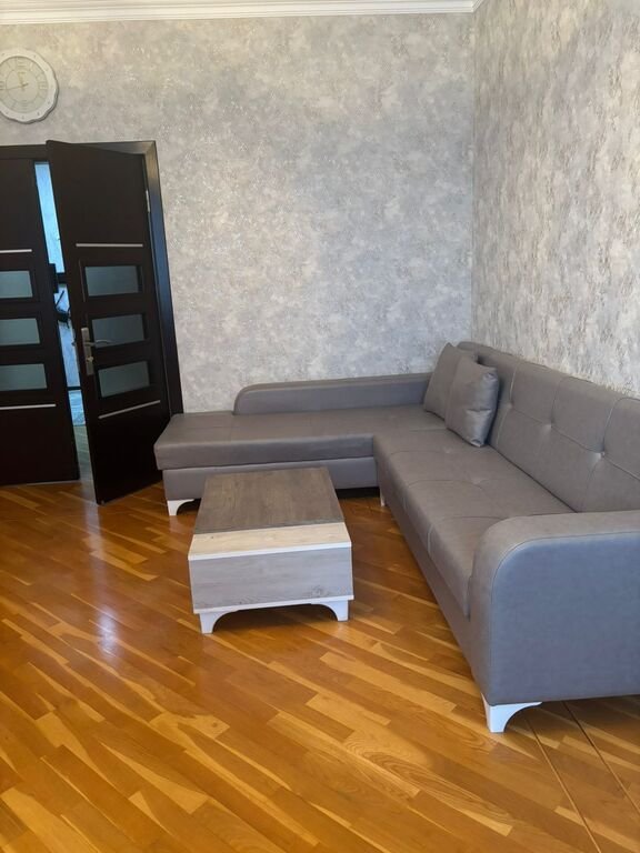 Kirayə verilir 3 otaqlı köhnə tikili, 100 m², Əhmədli m.-1