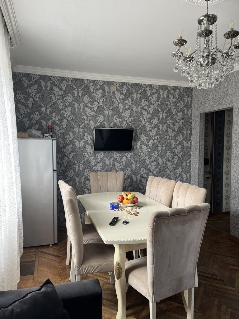 Kirayə verilir 2 otaqlı köhnə tikili, 55 m², Azadlıq Prospekti m.-2