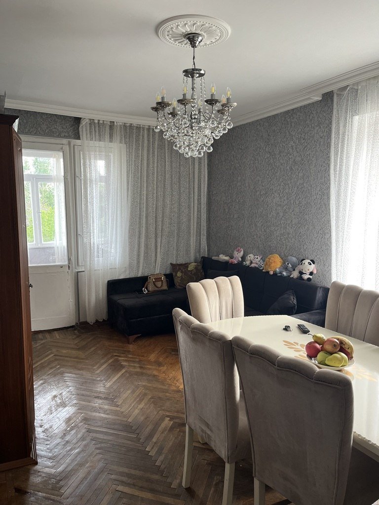 Kirayə verilir 2 otaqlı köhnə tikili, 55 m², Azadlıq Prospekti m.-3