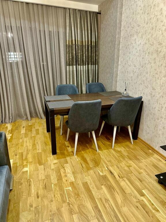 Kirayə verilir 3 otaqlı yeni tikili, 125 m², 28 May m.-3