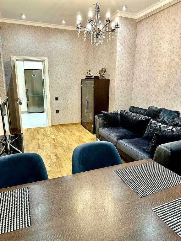 Kirayə verilir 3 otaqlı yeni tikili, 125 m², 28 May m.-4