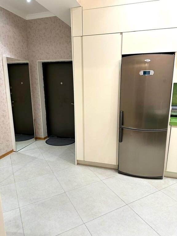 Kirayə verilir 3 otaqlı yeni tikili, 125 m², 28 May m.-14