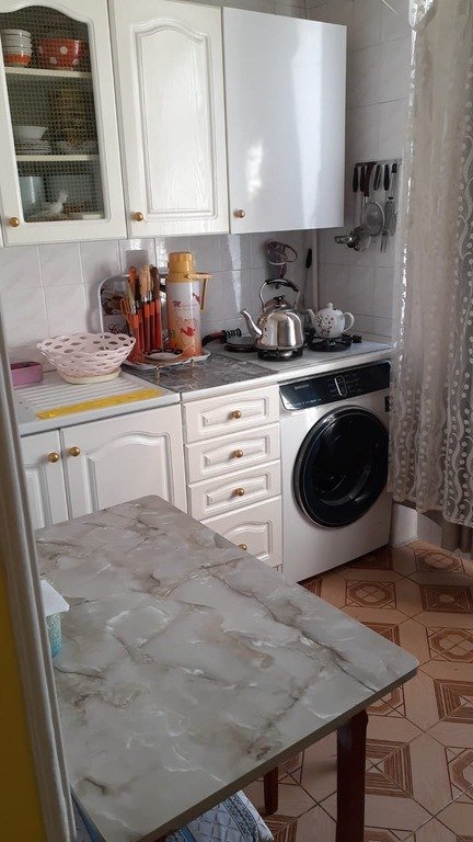 Satılır 1 otaqlı köhnə tikili, 32 m², Nəriman Nərimanov m.-15