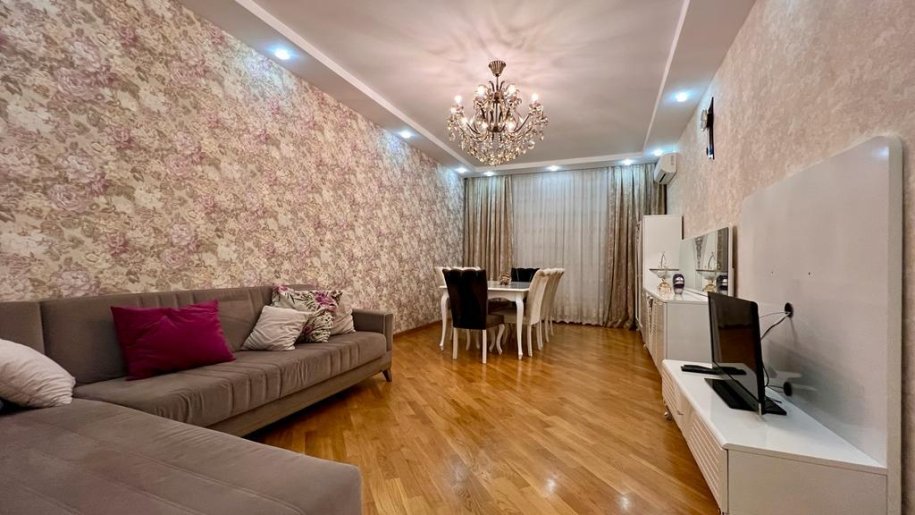 Kirayə verilir 3 otaqlı yeni tikili, 119 m², Qara Qarayev m.-2