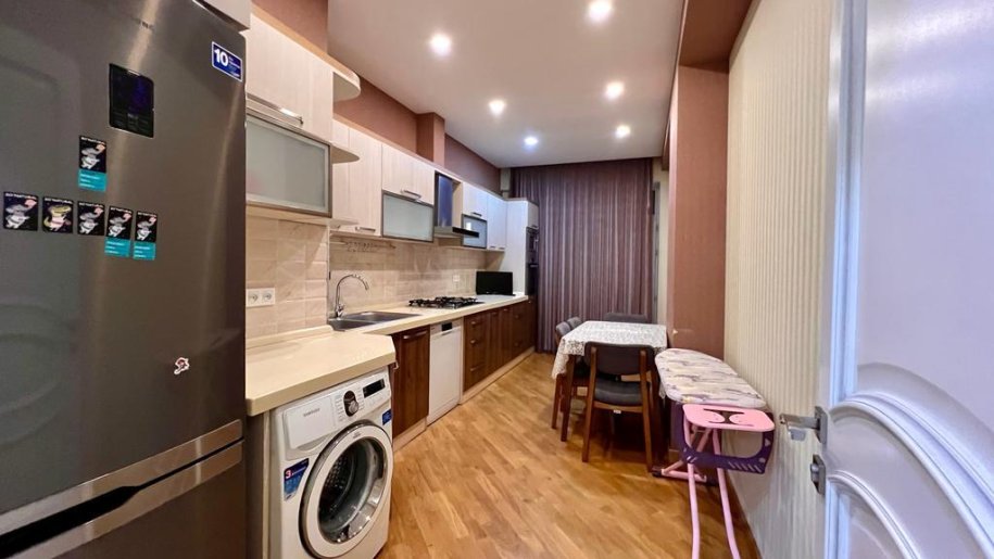 Kirayə verilir 3 otaqlı yeni tikili, 119 m², Qara Qarayev m.-5