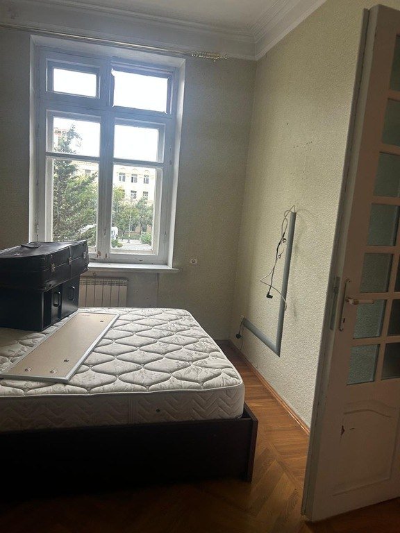 Satılır 4 otaqlı köhnə tikili, 115 m², Yasamal-5