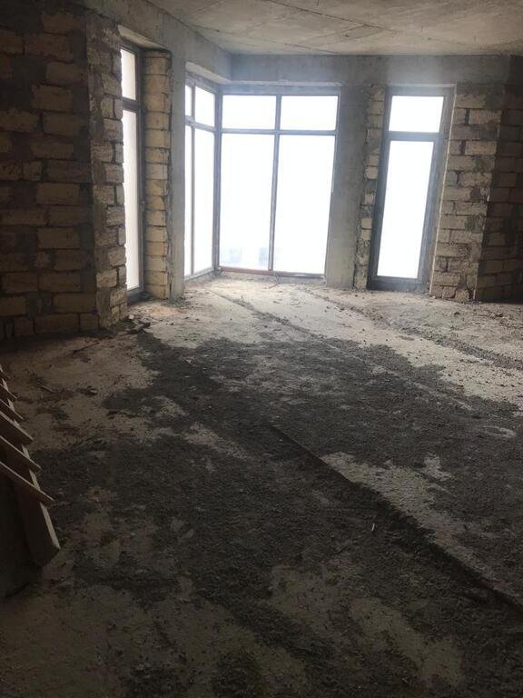 Satılır 4 otaqlı yeni tikili, 215 m², 28 May m.-4