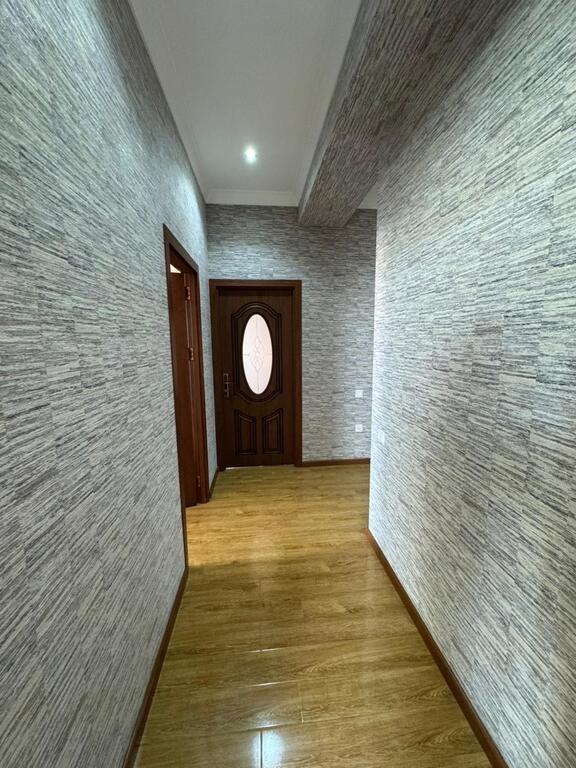 Satılır 4 otaqlı yeni tikili, 142 m², İnşaatçılar m.-10