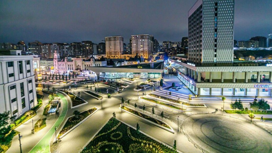 Kirayə verilir 3 otaqlı yeni tikili, 140 m², 28 May m.-1