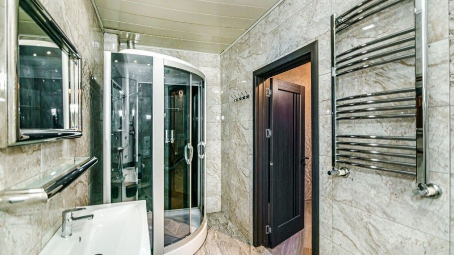 Kirayə verilir 3 otaqlı yeni tikili, 140 m², 28 May m.-23
