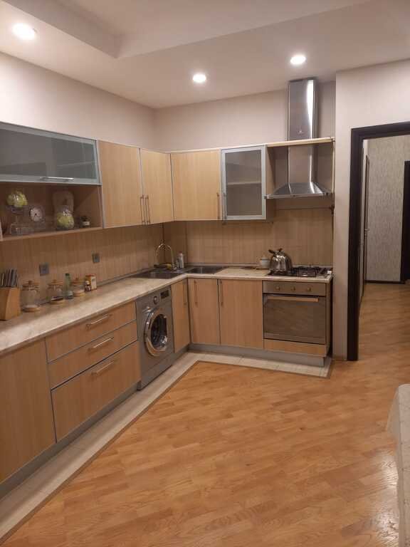 Kirayə verilir 3 otaqlı yeni tikili, 100 m², Nəsimi-5