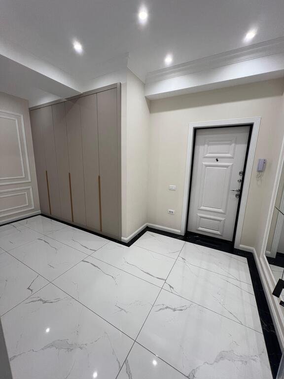 Satılır 3 otaqlı yeni tikili, 139.5 m², Gənclik m.-2