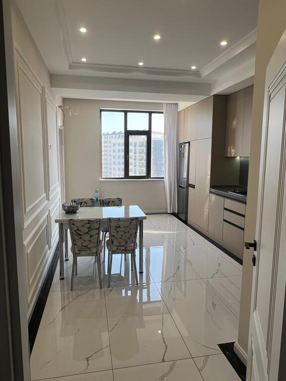 Satılır 3 otaqlı yeni tikili, 139.5 m², Gənclik m.-6