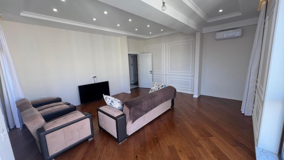 Satılır 3 otaqlı yeni tikili, 139.5 m², Gənclik m.-9