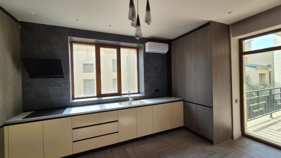 Satılır 3 otaqlı yeni tikili, 160 m², Şıxov-8