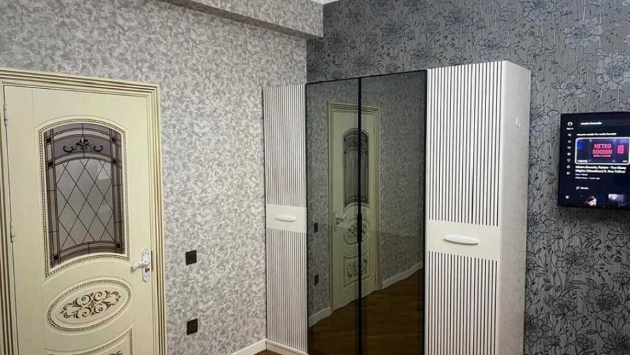 Kirayə verilir 2 otaqlı yeni tikili, 90 m², 28 May m.-9