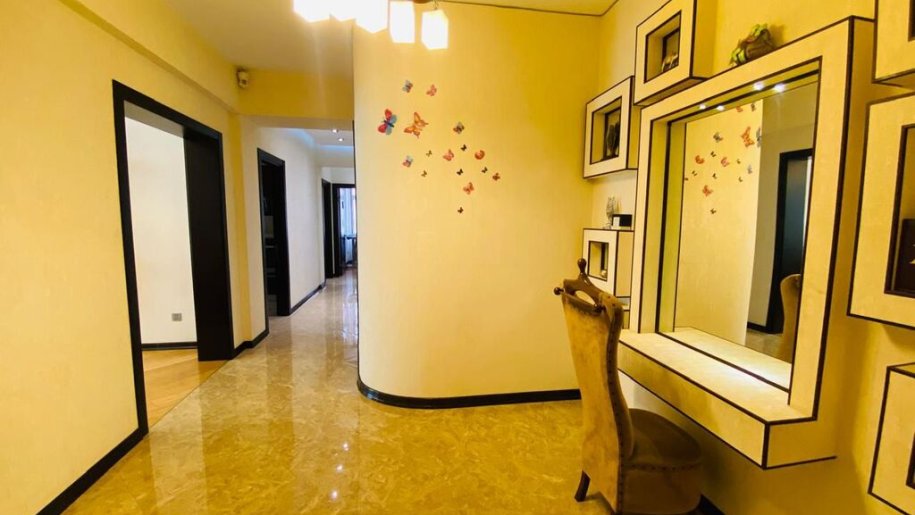 Satılır 3 otaqlı yeni tikili, 113 m², Xətai m.-7