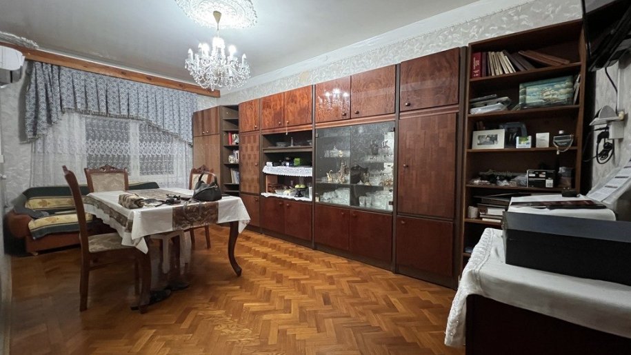 Satılır 4 otaqlı köhnə tikili, 90 m², Əhmədli m.-5