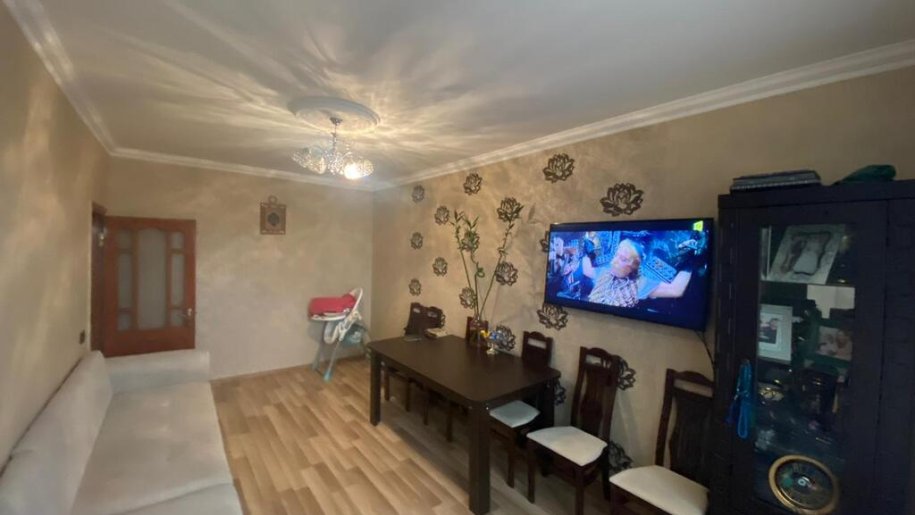 Satılır 2 otaqlı köhnə tikili, 52 m², Bakıxanov (Razin)-1