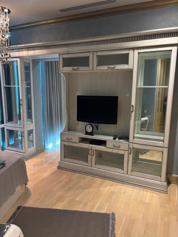 Kirayə verilir 4 otaqlı yeni tikili, 250 m², İçərişəhər m.-10