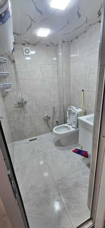 Kirayə verilir 2 otaqlı köhnə tikili, 55 m², Qara Qarayev m.-12