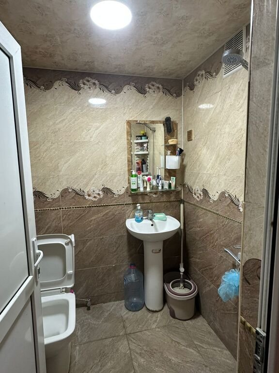Kirayə verilir 2 otaqlı yeni tikili, 70 m², İnşaatçılar m.-5