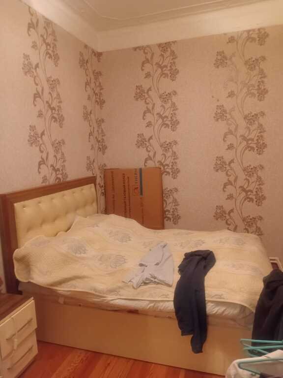 Satılır 2 otaqlı köhnə tikili, 44.5 m², Bayıl-2