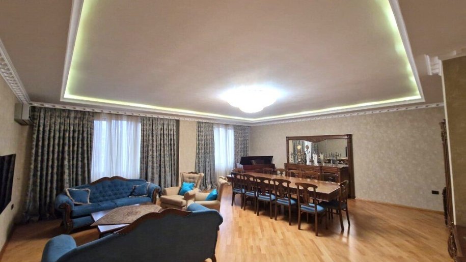 Satılır 4 otaqlı yeni tikili, 176 m², Nəriman Nərimanov m.-1