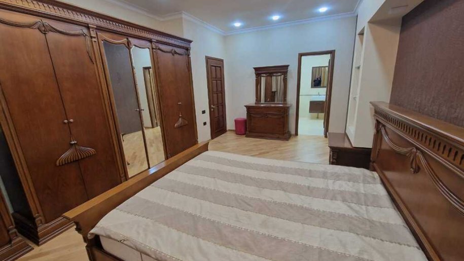 Satılır 4 otaqlı yeni tikili, 176 m², Nəriman Nərimanov m.-9
