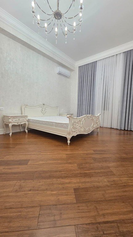 Satılır 4 otaqlı yeni tikili, 215 m², Xətai m.-14