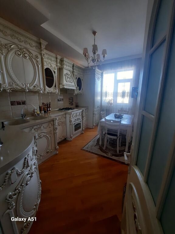 Kirayə verilir 3 otaqlı yeni tikili, 130 m², Nəsimi m.-5
