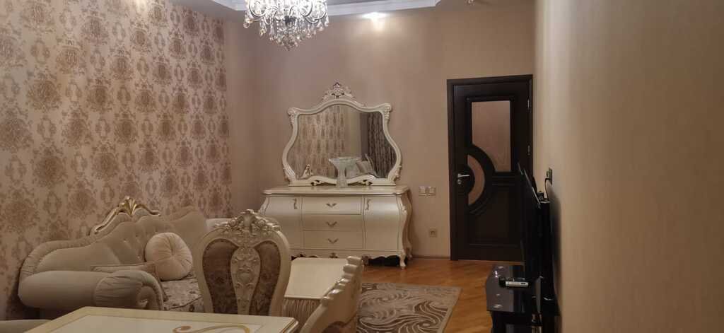 Kirayə verilir 3 otaqlı yeni tikili, 82 m², Memar Əcəmi m.-9