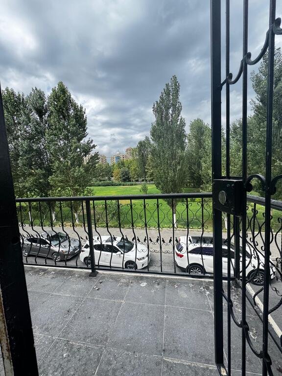 90 m<sup>2</sup> ofis icarəyə verilir, Sahil m.-7