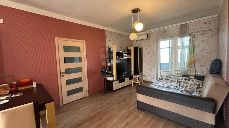 Satılır 3 otaqlı köhnə tikili, 90 m², Gənclik m.-2