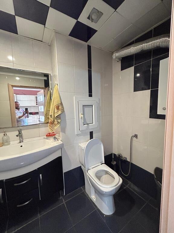 Satılır 3 otaqlı köhnə tikili, 90 m², Gənclik m.-8