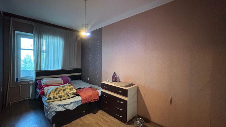 Satılır 3 otaqlı köhnə tikili, 90 m², Gənclik m.-12
