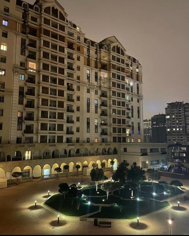 Satılır 4 otaqlı yeni tikili, 215 m², Nizami m.-6