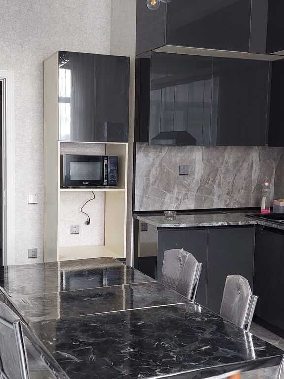 Kirayə verilir 3 otaqlı yeni tikili, 85 m², 28 May m.-8