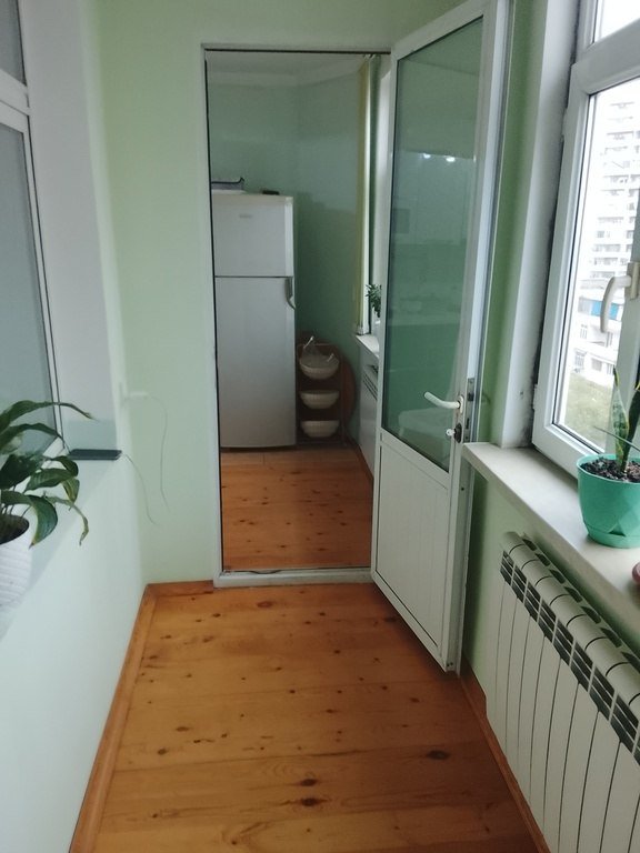 Satılır 3 otaqlı köhnə tikili, 90 m², Elmlər Akademiyası m.-6