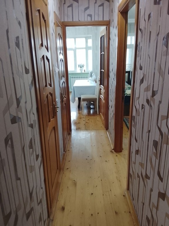 Satılır 3 otaqlı köhnə tikili, 90 m², Elmlər Akademiyası m.-12