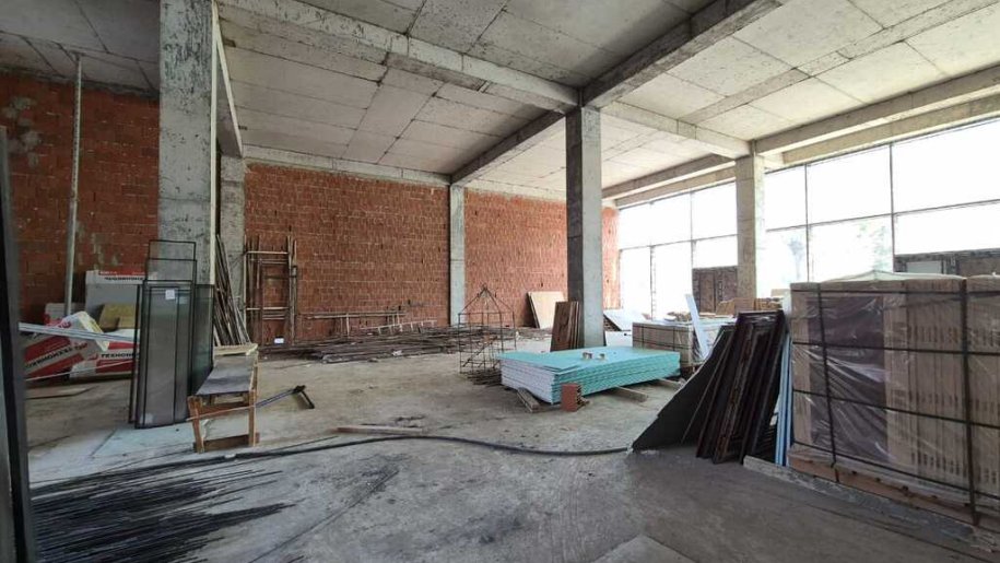 250 m<sup>2</sup> obyekt satılır, Nizami m.-4