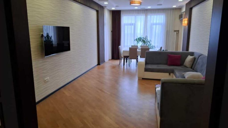 Satılır 3 otaqlı yeni tikili, 146 m², Gənclik m.-3