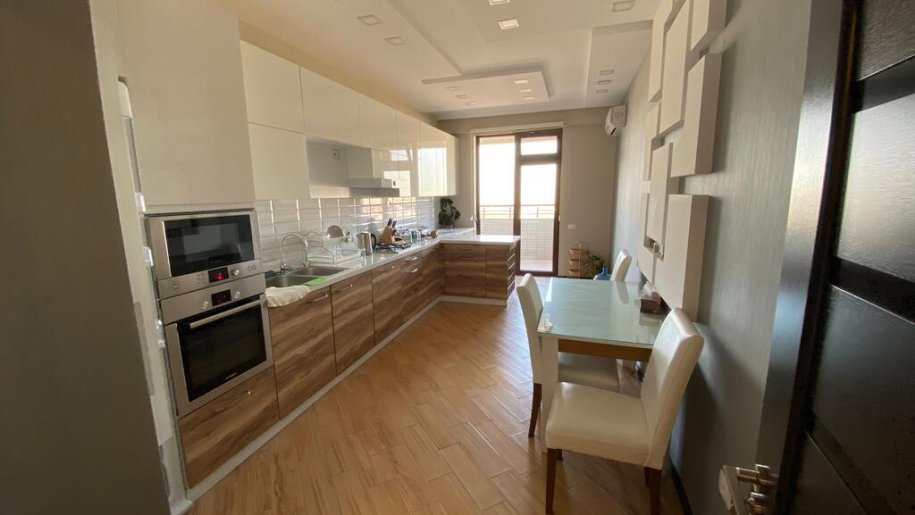 Satılır 3 otaqlı yeni tikili, 146 m², Gənclik m.-4