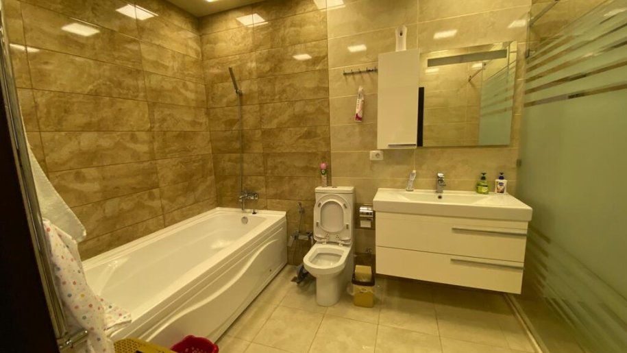 Satılır 3 otaqlı yeni tikili, 146 m², Gənclik m.-13
