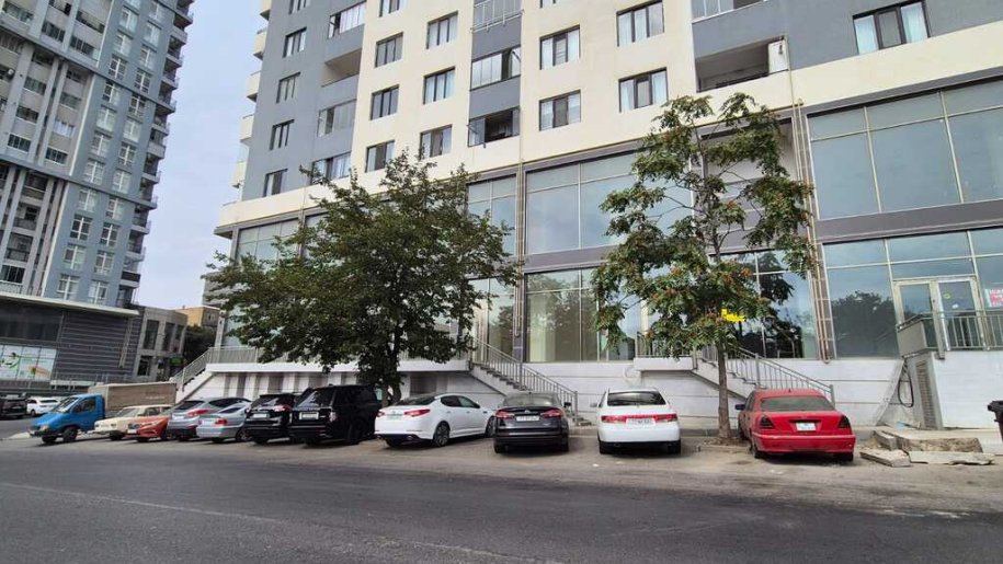 361 m<sup>2</sup> obyekt satılır, Səbail-2