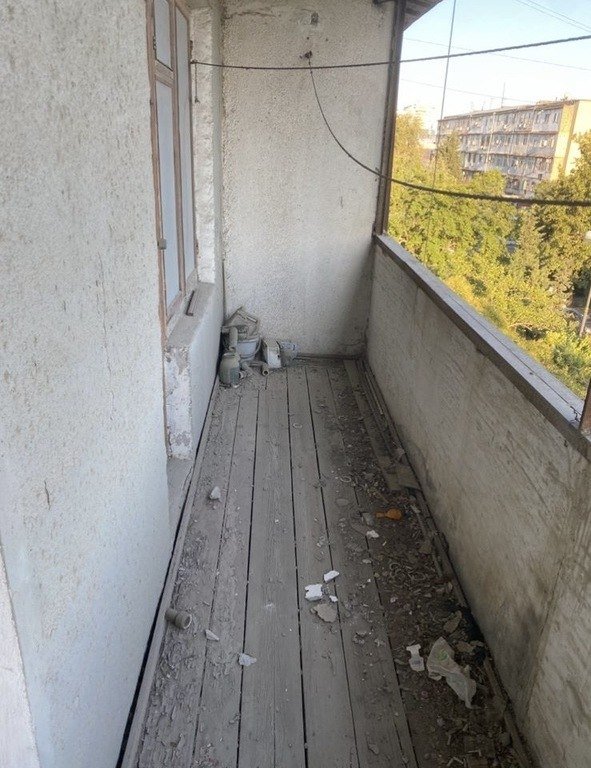 Satılır 2 otaqlı köhnə tikili, 65 m², 8-ci mikrorayon-4