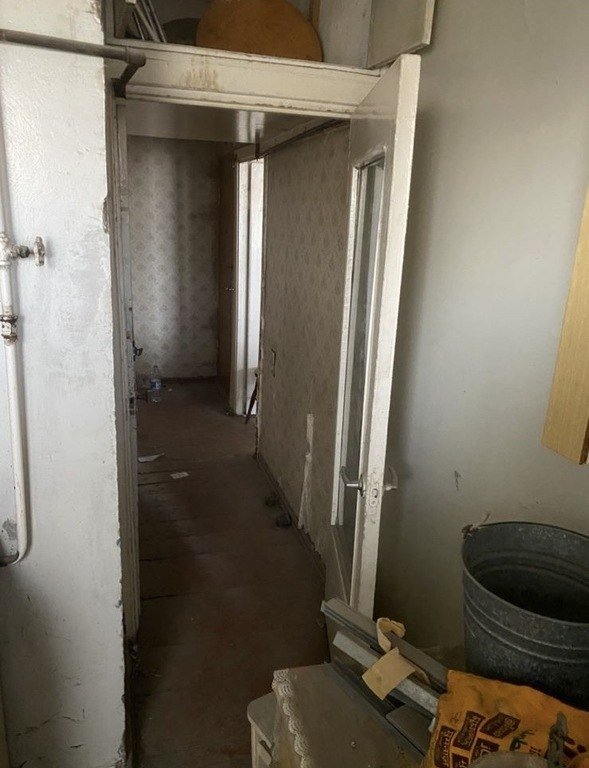 Satılır 2 otaqlı köhnə tikili, 65 m², 8-ci mikrorayon-9